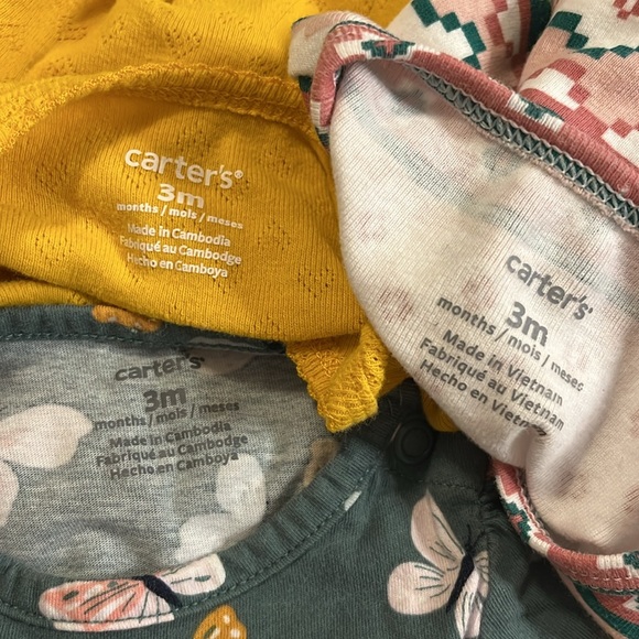 Carters 3 piece lot of long sleeve bodysuits size 3 months - Picture 6 of 6